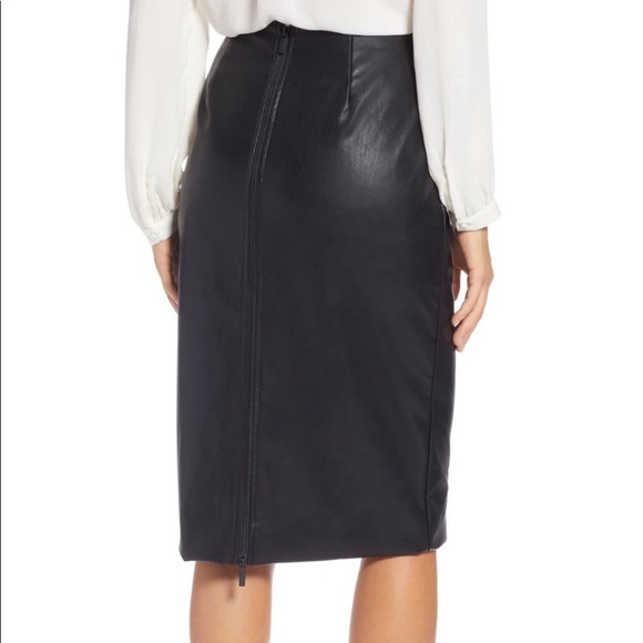 Halogen Faux Leather Zipper Back Midi Skirt Size 12 - Picture 1 of 7